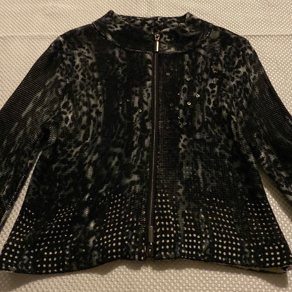 NWOT Monari sweater
